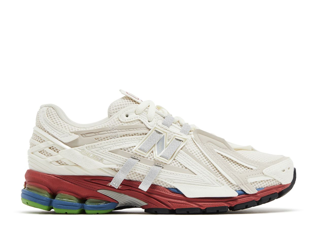 New Balance 1906A Sea Salt Astro Dust