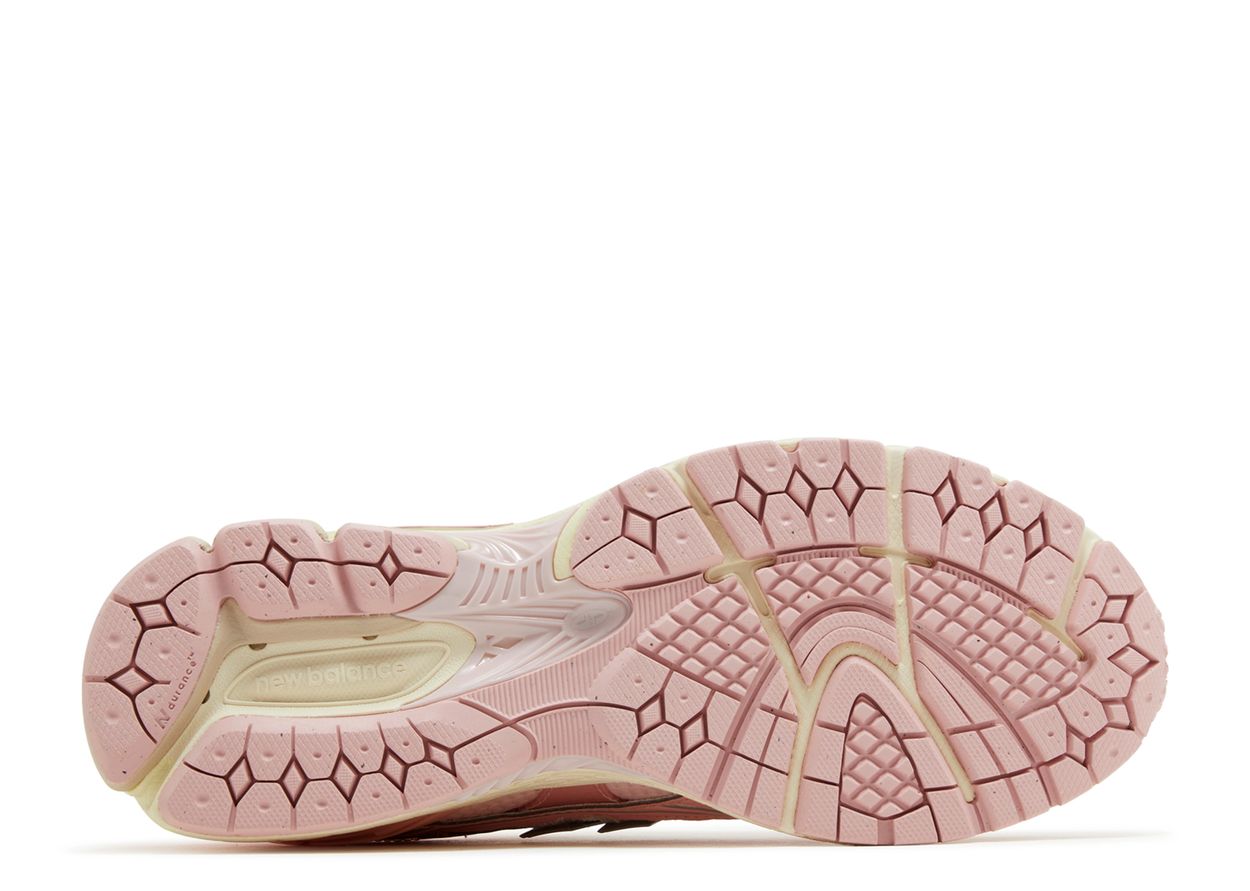 New Balance 1906R Lunar New Year Pink