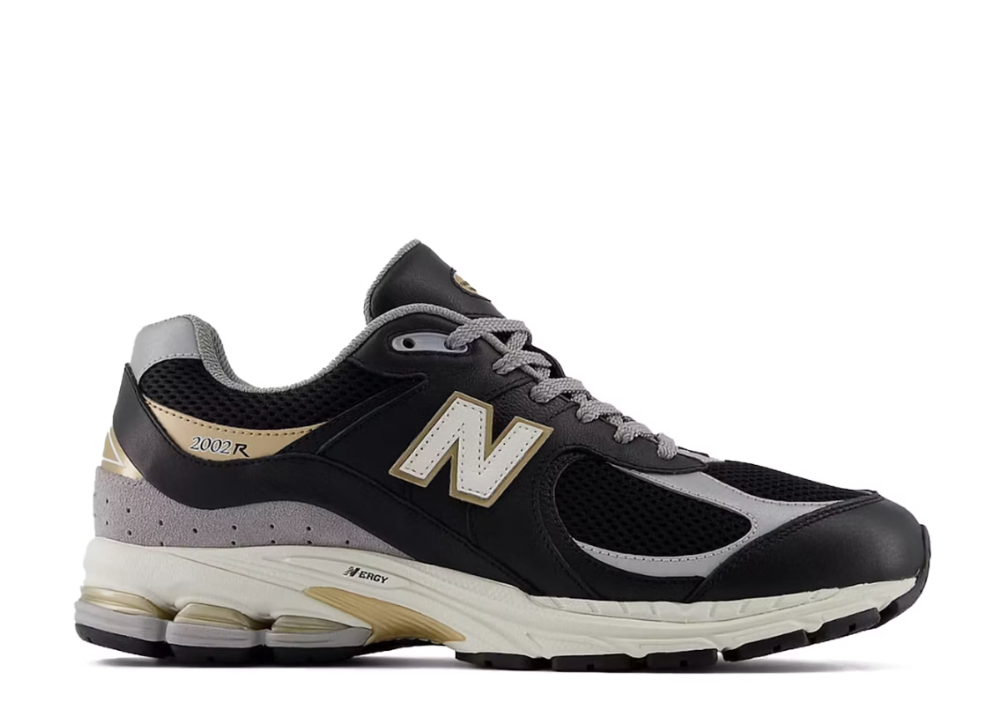 New Balance 2002R Black Sea Salt Gold Metallic