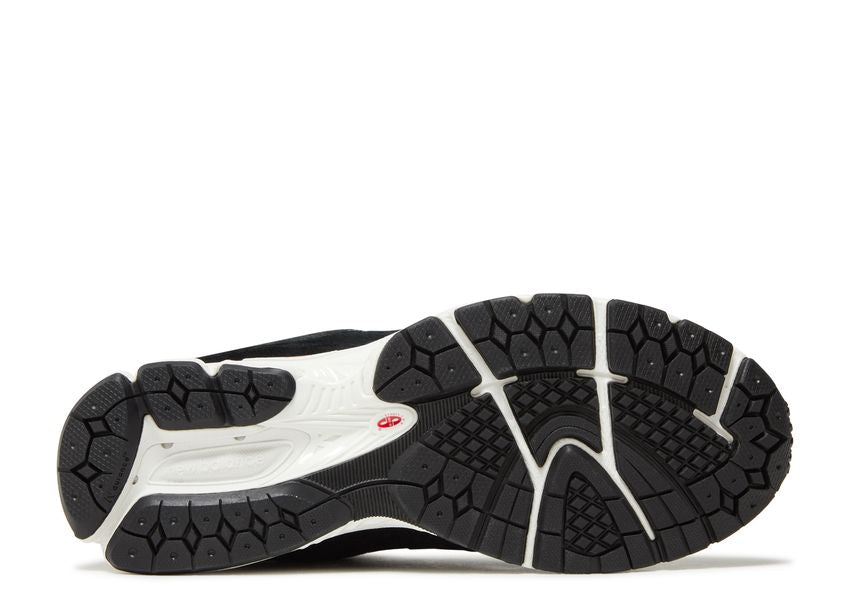 New Balance 2002R Black Sepia