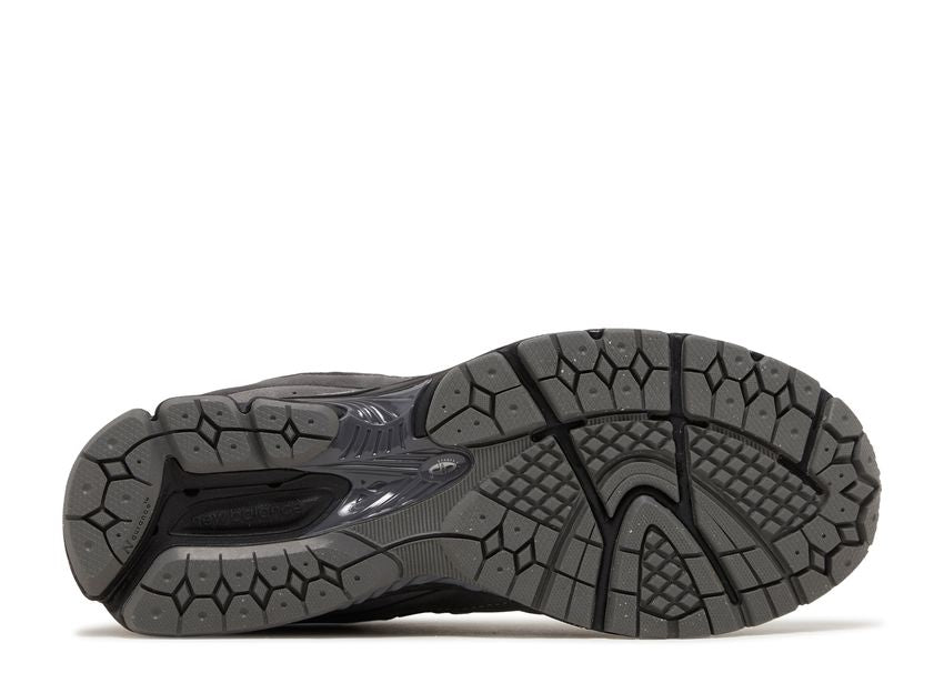 New Balance 2002R Castlerock Black