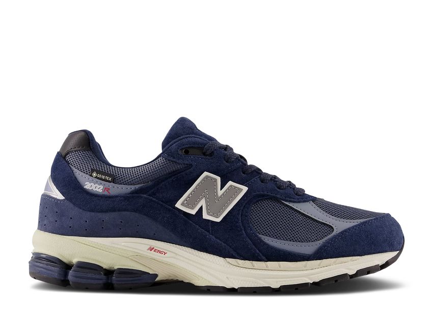 New Balance 2002R Gore-Tex Navy Arctic Grey