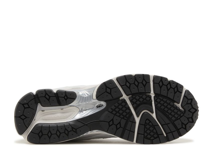 New Balance 2002R Grey Black