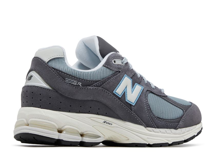 New Balance 2002R Magnent Lead