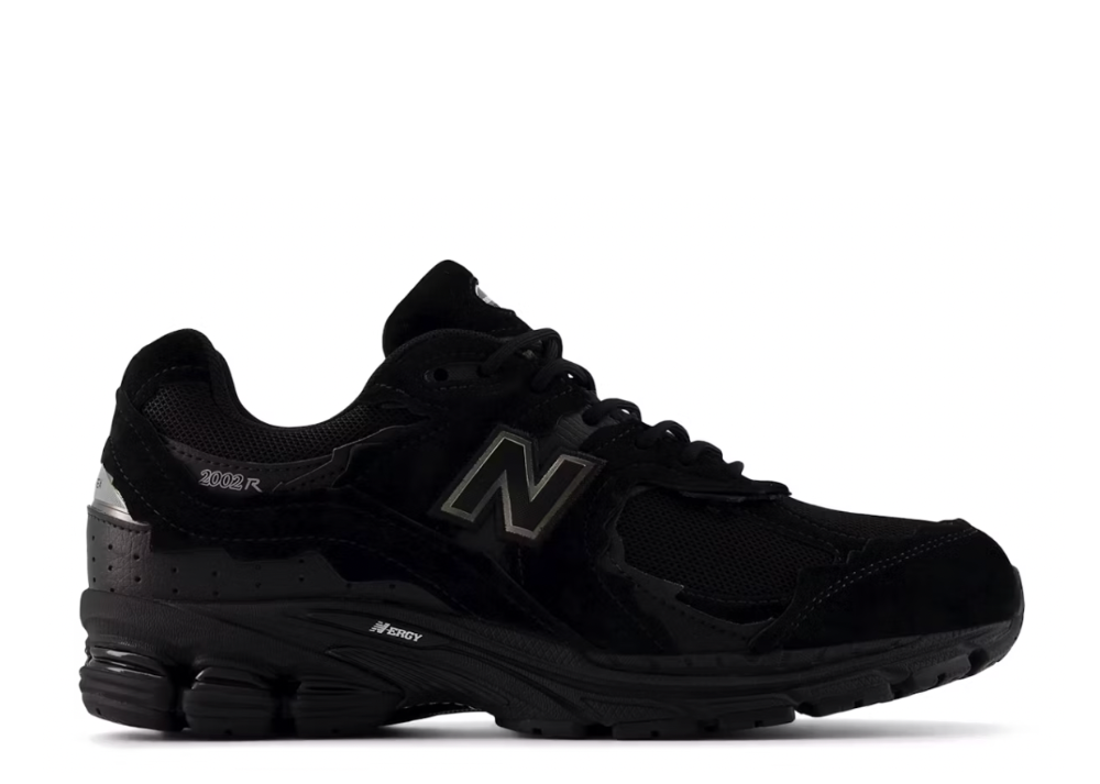 New Balance 2002R Protection Pack Black