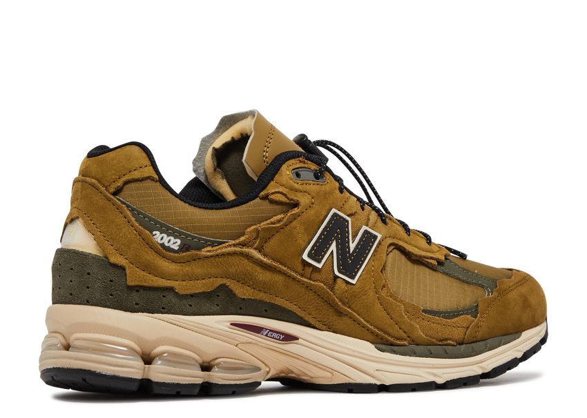 New Balance 2002R Protection Pack High Desert