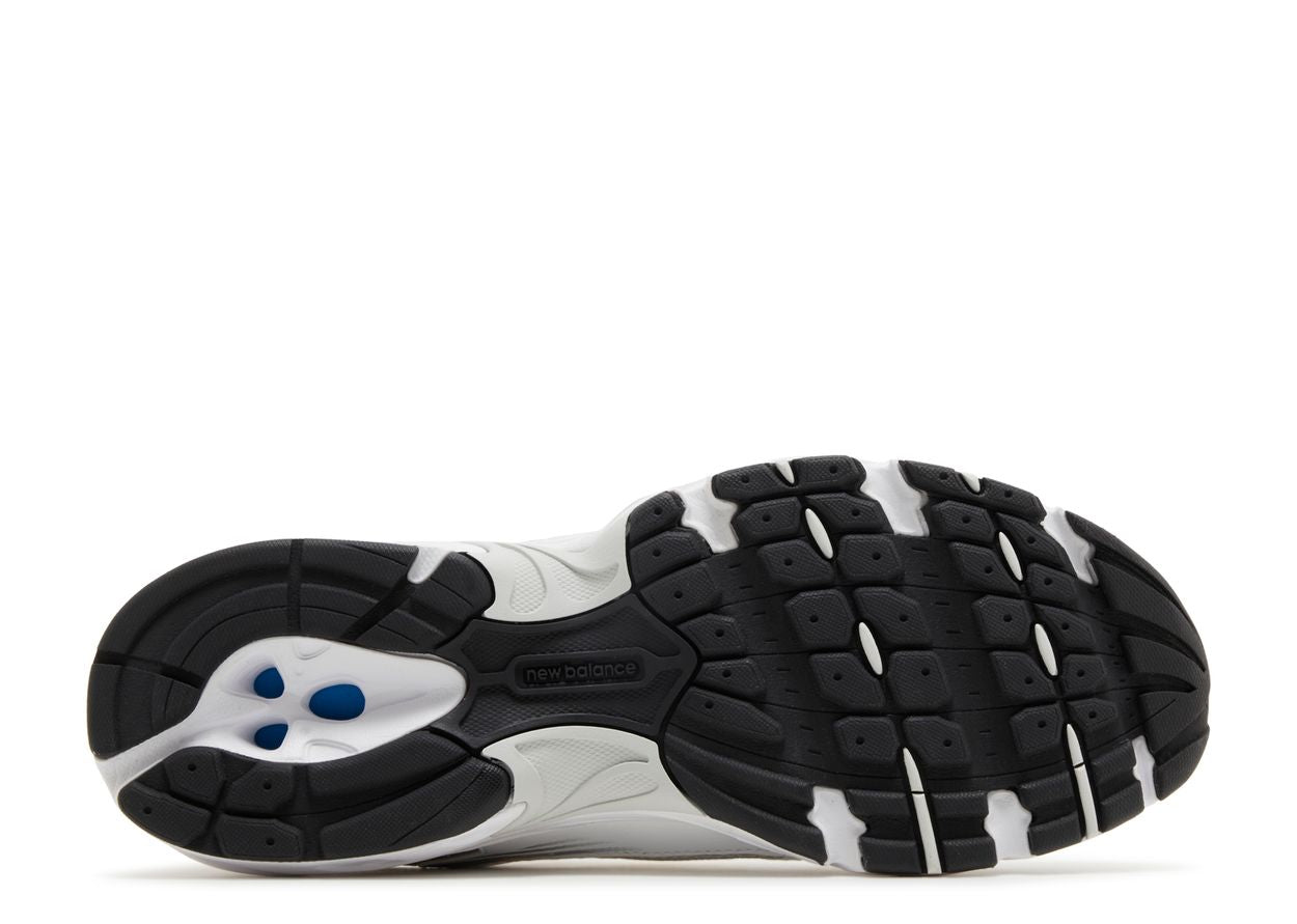 New Balance 530 White Vibrant Apricot Silver Metallic