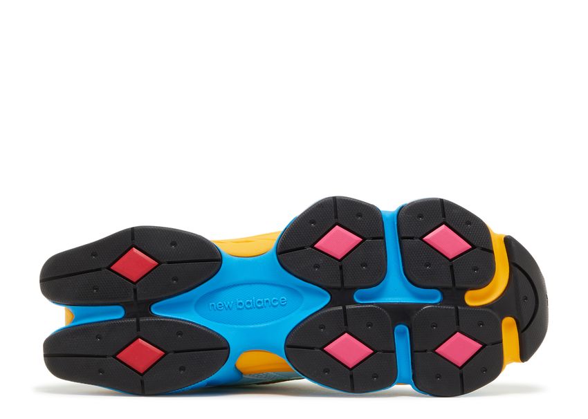 New Balance 9060 Beach Glass Pink