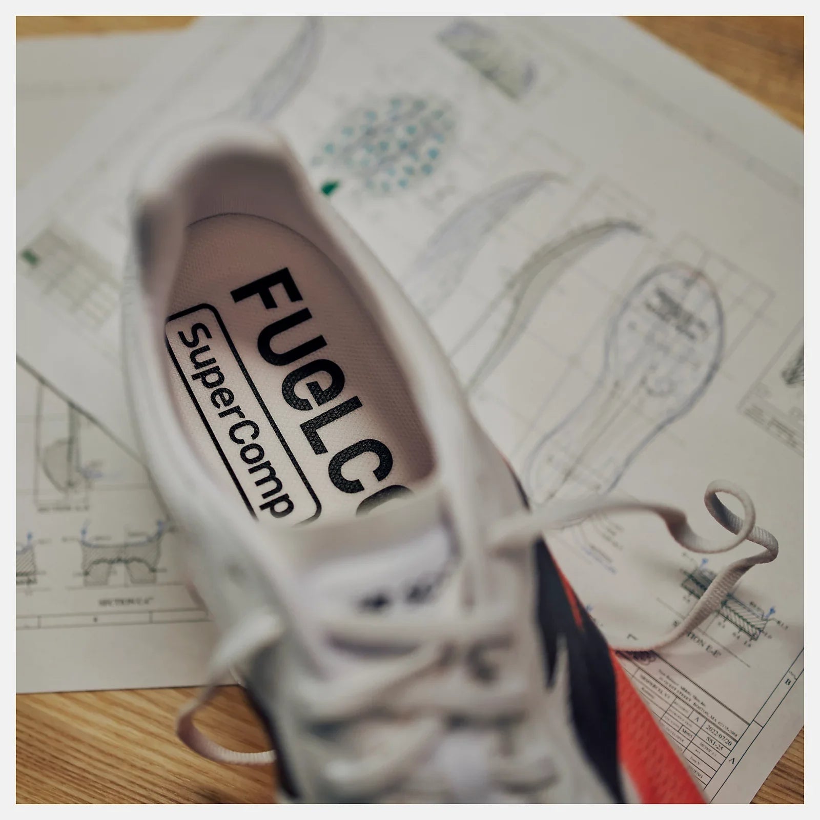 FuelCell SuperComp Elite v5 chaussures