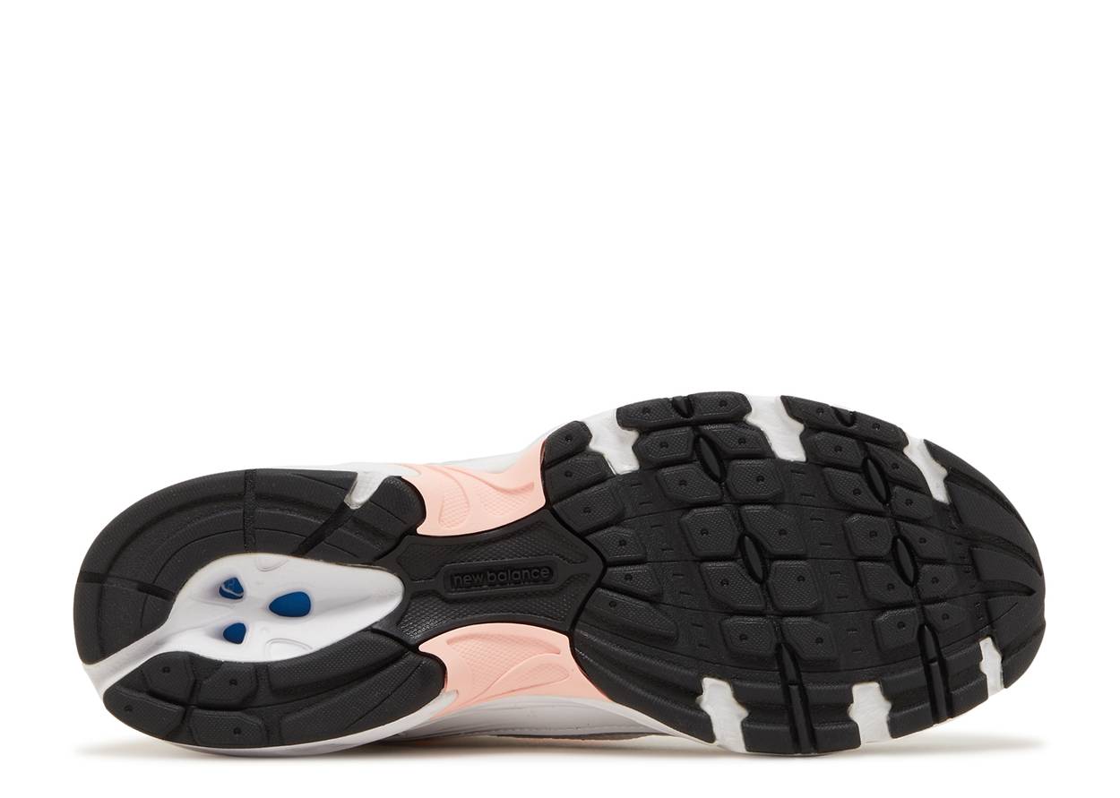 New Balance 530 White Light Pink