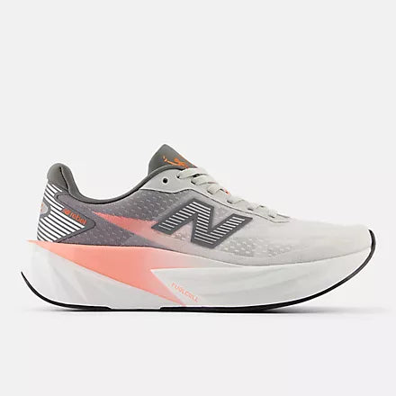 TCS NYC Marathon FuelCell Rebel v5 chaussures
