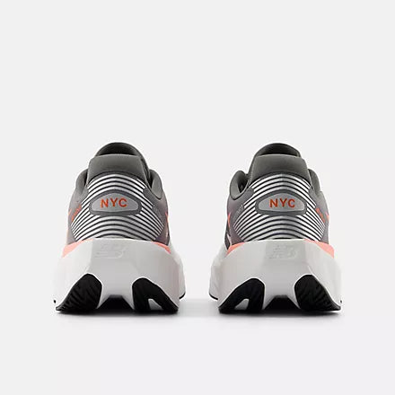 TCS NYC Marathon FuelCell Rebel v5 chaussures